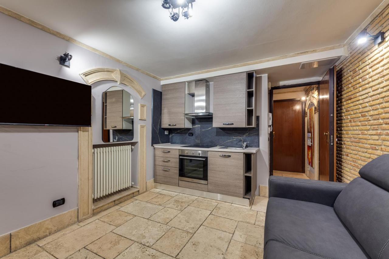 Lares Navona Apartamento *